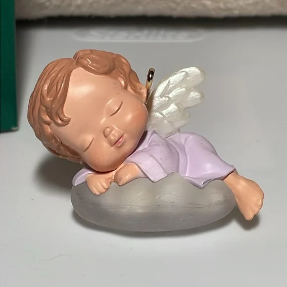 Hallmark Mary’s Angels Ornaments - Picture 6 of 14